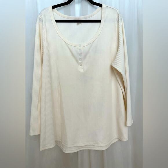 2X terra& Sky white ribbed long sleeve top. polyester/rayon/spandex blend. - Picture 1 of 4